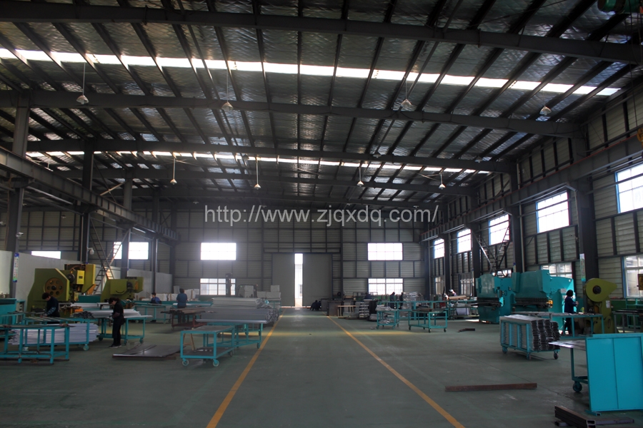 橋架生產(chǎn)車間